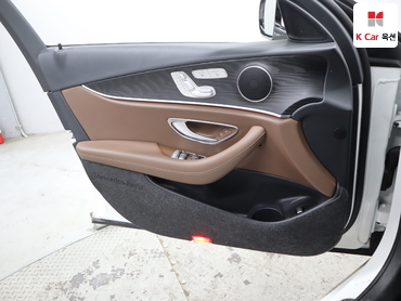 2023 - mercedes-benz e250