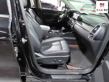 2023 - kia sorento
