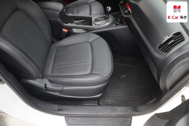 2012 - kia sportage