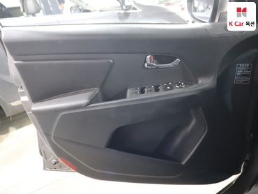 2012 - kia sportage