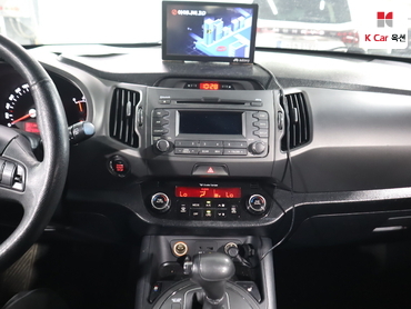 2012 - kia sportage