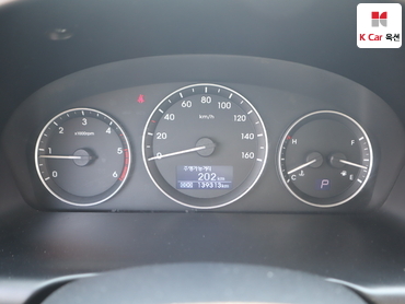 2016 - hyundai grand starex