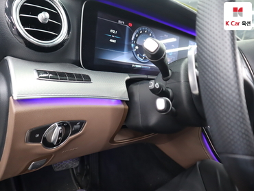 2017 - mercedes-benz e300