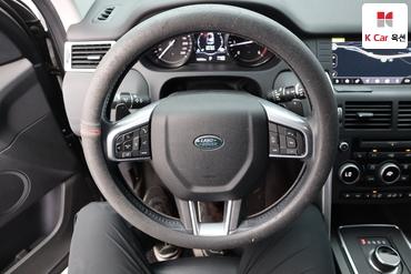 2017 - land rover discovery