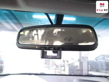 2012 - hyundai accent