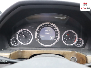2010 - mercedes-benz e300