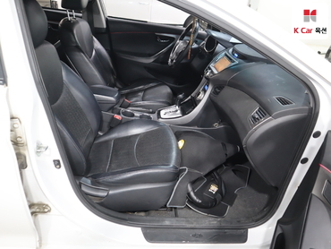 2011 - hyundai avante