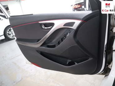2011 - hyundai avante