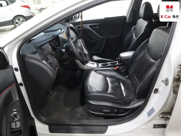 2011 - hyundai avante