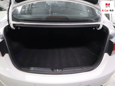 2011 - hyundai avante