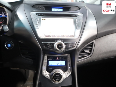 2011 - hyundai avante