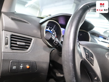 2011 - hyundai avante