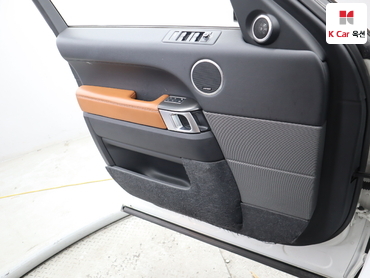 2016 - land rover range rover