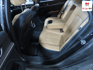 2021 - kia k5
