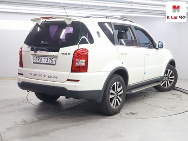2013 - kg mobility (ssangyong) rexton