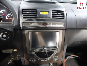 2013 - kg mobility (ssangyong) rexton
