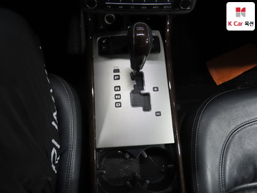 2010 - hyundai grandeur