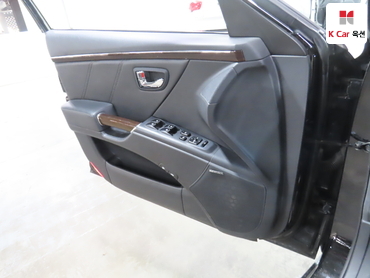 2010 - hyundai grandeur