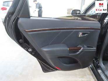 2010 - hyundai grandeur