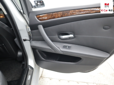 2008 - bmw 5 series