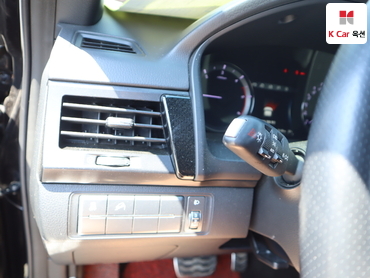2021 - kg mobility (ssangyong) rexton