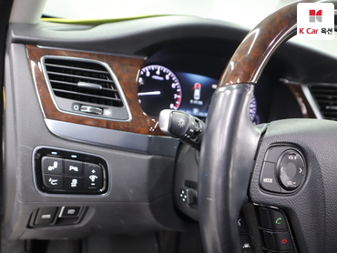 2014 - hyundai equus