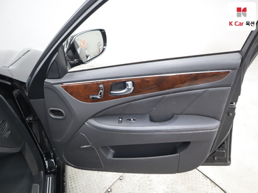 2014 - hyundai equus