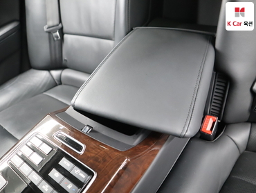 2014 - hyundai equus