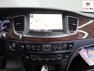 2014 - hyundai equus