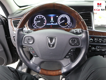 2014 - hyundai equus