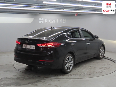 2018 - hyundai avante