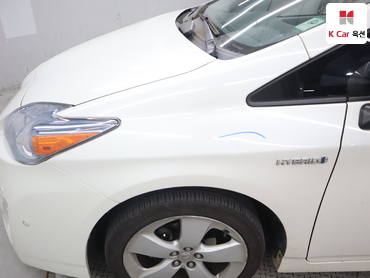 2011 - toyota prius