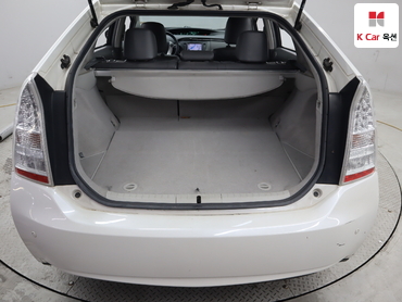 2011 - toyota prius