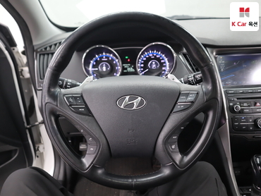 2013 - hyundai sonata