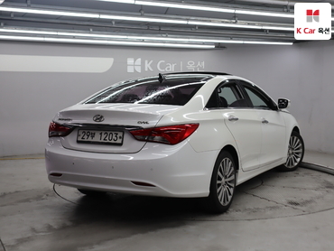2013 - hyundai sonata
