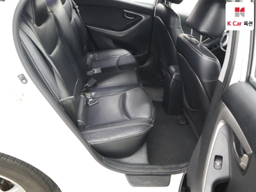 2012 - hyundai avante