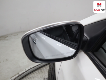 2012 - hyundai avante