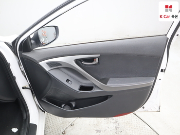 2012 - hyundai avante