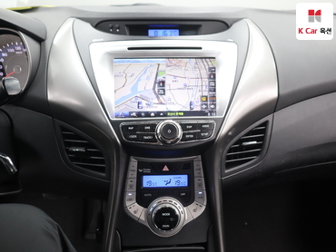 2012 - hyundai avante
