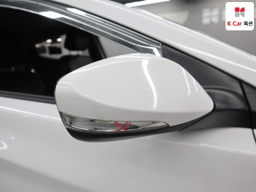 2012 - hyundai avante