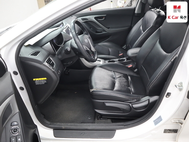 2012 - hyundai avante