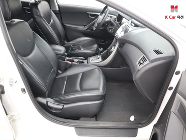 2012 - hyundai avante