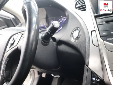 2012 - hyundai grandeur