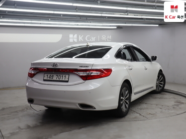 2012 - hyundai grandeur