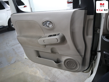 2014 - nissan cube