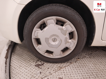 2014 - nissan cube