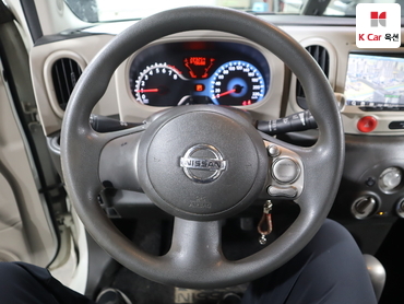 2014 - nissan cube
