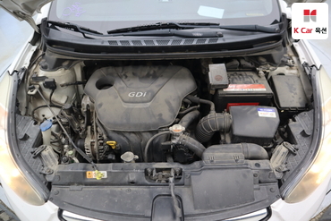 2012 - hyundai avante