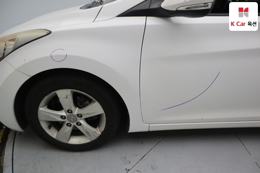 2012 - hyundai avante