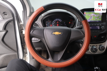 2016 - chevrolet spark